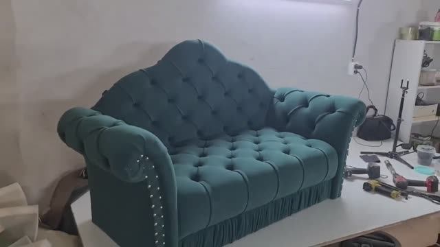 Шикарный диванчик своими руками.  Делаем красивую банкетку со спинкой. Диванчик капитоне смотреть онлайн