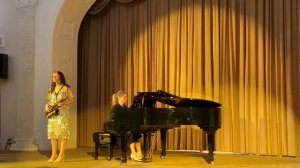 Д. Мийо "Самба" Из сюиты "Скарамуш"
Елисеева Станислава 6кл