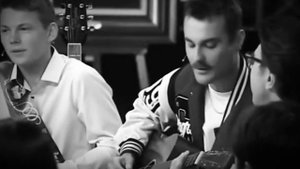 обожаю эту песню. А может ночь не торопить..