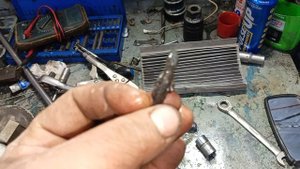 Ваз 2114 сняли колбу бензонасоса, а там...