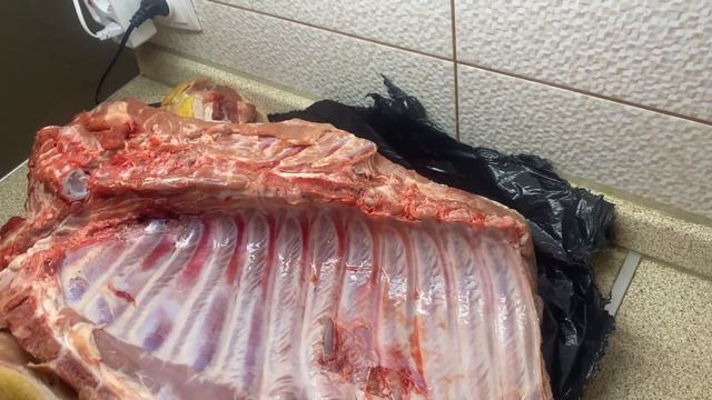 Огромный кусок мяса весом 15 кг./хочу пожрать/ Стейк #кухня#влог#движение#юмор смотреть онлайн