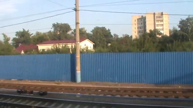 вид из окна поезда проезжаем ВОРОНЕЖ