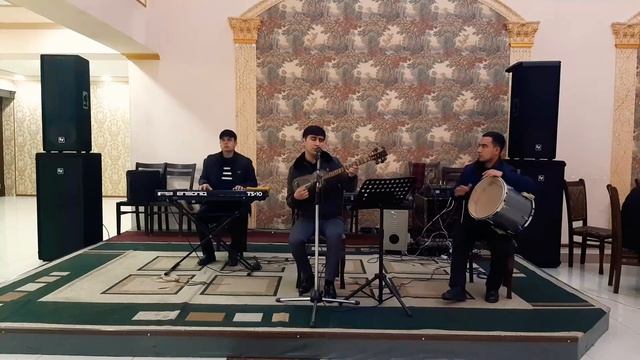 Faxriddin Usmonov "Yakka bu Farg'onada" Фахриддин Усмонов "Якка бу Фаргонада" смотреть онлайн