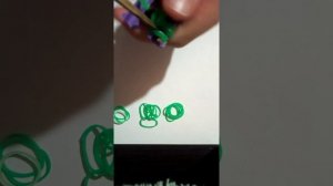 милая ящерица из резинок