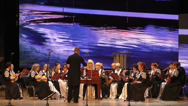 Фантазия на тему "Не слышно шума городского" смотреть онлайн