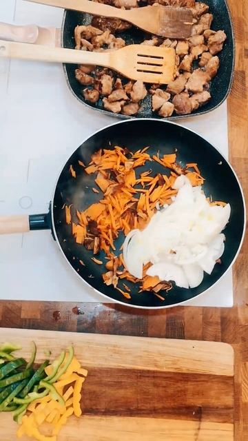 МЯСО как бы стир-фрай смотреть онлайн