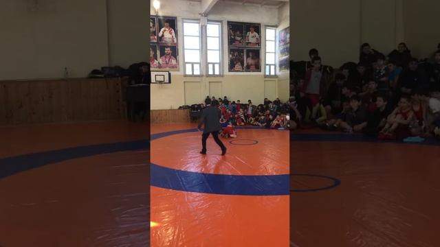 Турнир школьник 2017.Махачкала 25.01.2017,Ханмурзаев Зайнудин 57кг смотреть онлайн