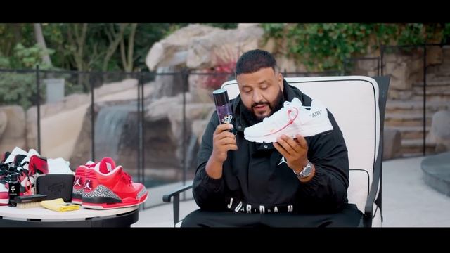 Dj Khaled Shows How to use Crep Protect - Tutorial