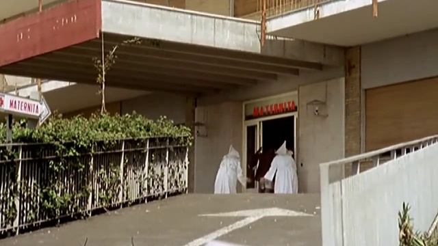 Второй трагический Фантоцци (1976) смотреть онлайн