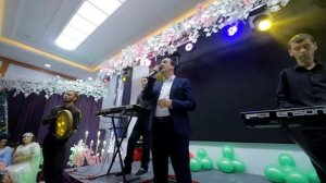 Alijon Eshonqulov "O'rtoqlarin aytganda yor yor" \ Алижон Эшонкулов " Уртокларинг айтганда ёр ёр"