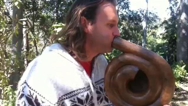 Spiral Didgeridoo - Compact Size, Full Sound. смотреть онлайн