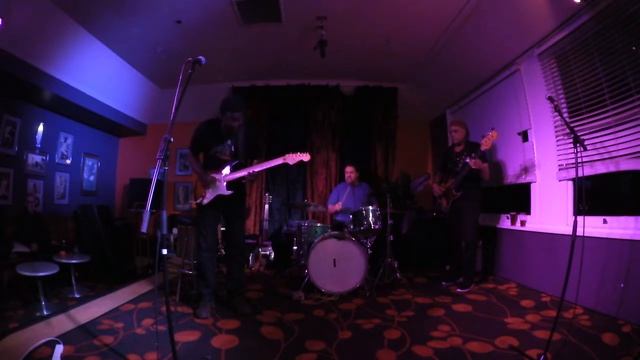 Tbones Gumbo Jam :Junior Guitar:::: Andrew Bass : Mario Drums mov смотреть онлайн