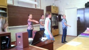 Все танцуют крабика