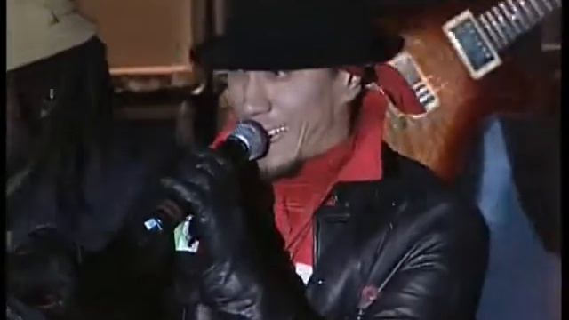 Black Eyed Peas Live - Dum Diddly (Monkey Business Tour) [2006] смотреть онлайн