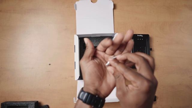 SmallRig V Mount Battery Adapter with Adjustable Arm | Unboxing @SmallRigGlobal