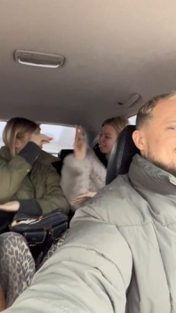 Сидим с бобром за столом😂 #кавергруппа #кавергруппамосква #кавергруппанамероприятие