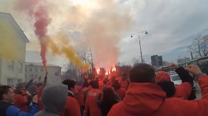 Проход фанатов московского Спартака перед матчем с Уралом 04.05.2019