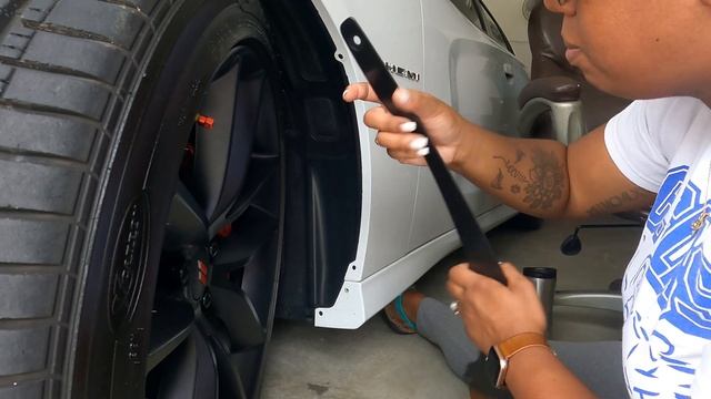 ZL1 ADDONS DELUXE ROCK GUARDS: Installed on My 2021 DODGE CHARGER R/T PLUS смотреть онлайн