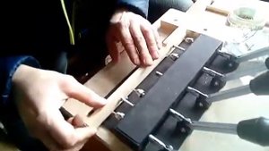 Дырокол для производства рамок