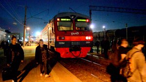 ЭД9М-0184 сообщением Вологда-1 - Череповец на станции Череповец