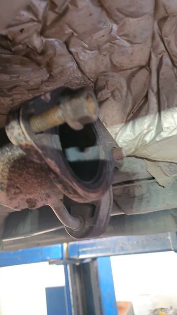 Уронили двигатель. Всё пошло не по плану. смотреть онлайн