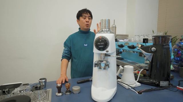 콤팍 PK100 LAB 리뷰 PART1/ 최고의 올라운드 커피 그라인더가 될수 있을까? / EK43 보고있나? смотреть онлайн