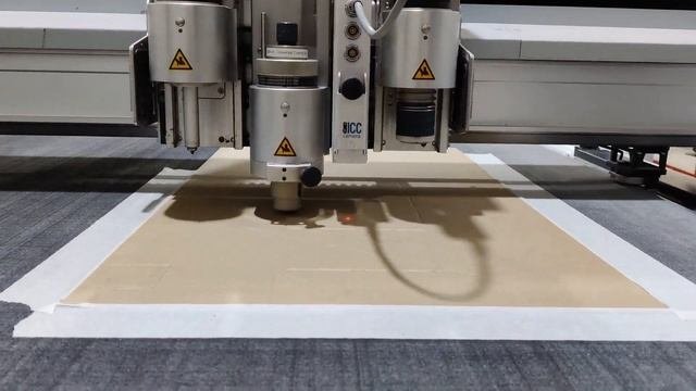 Изготовление самосборной коробки из картона