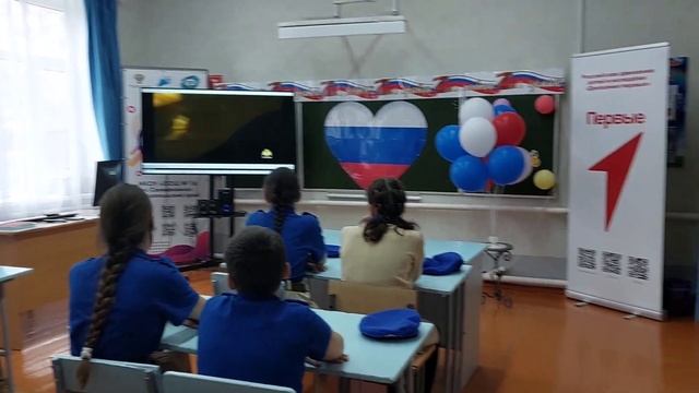 Урок мужества🇷🇺. Проводит военнослужащий в/ч 5588 г. Зеленокумска смотреть онлайн