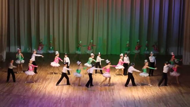 Танцуй как Петя 😉 смотреть онлайн