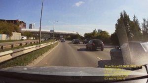 Чуть чуть не подрезали