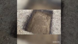 Яма для уличного туалета