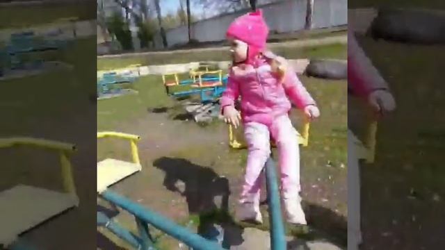 карусель. детство. #паркюность #харьков #украина