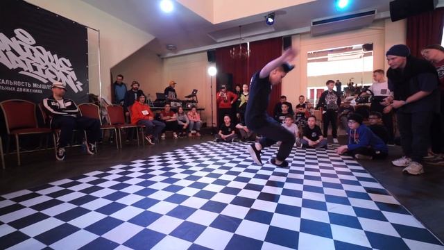 Danger vs. Mustang . Semifinal. Breaking 1x1 Kids смотреть онлайн