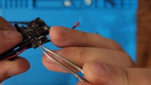 что делать если Desire V2 перестает стрелять на одиночке или не останавливается на очереди