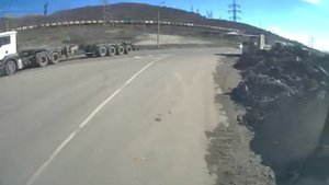 ТРЭШ! ЛОБОВОЕ СТОЛКНОВЕНИЕ ДВУХ ФУР