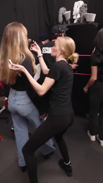 Как быстро переодеть звезду! смотреть онлайн