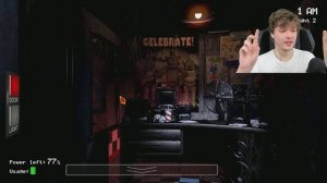 ЛОЛОЛОШКА ИГРАЕТ В ФНАФ 1!!!!!!!!! ОН ОБАСРАЛСЯ