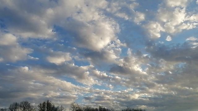 Всё ближе к дому, а Мой дом небесный за облаками... Приятного время проведения смотреть онлайн