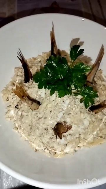 Салат Рыбки в пруду. Новогоднее меню 2022 г готовим дома.Fish salad in the pond New Year's menu.
