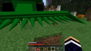 Знайшов КОМБАЙН в лісі в МАЙНКРАФТ