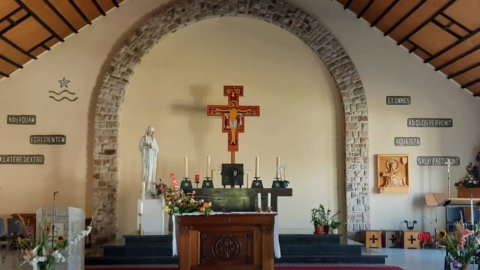 ДАЙ МНЕ КРЫЛЬЯ