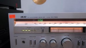 Akai AA-R20 Ресивер. Магазин Vintage Tech.