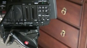 Canon XF100 Unboxing and Review