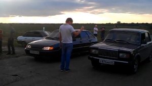 Гонка ВАЗ 2107 vs ВАЗ 2114