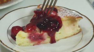 Если у вас есть творог и 2 яйца приготовьте этот нежный и вкусный пирог.Вкусно и просто