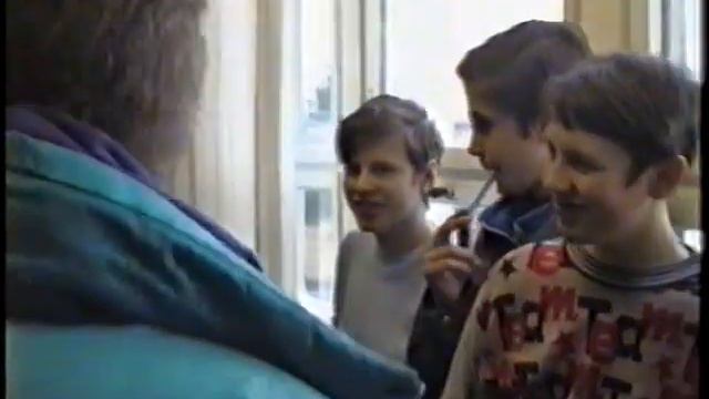 Цербст, 1992 год, урок химии 9Б смотреть онлайн