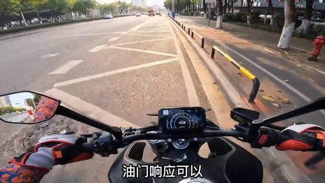 CFmoto 800NK Wheelie with ONE HAND