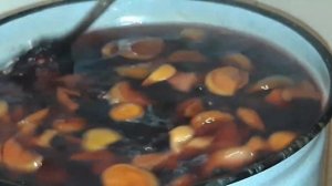 КОМПОТ ИЗ ЯГОД И СУХОФРУКТОВ