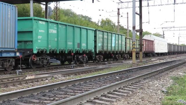 Омская "Синара" в Екатеринбурге, 2ЭС6-408 с грузовым