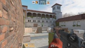 standoff 2 (Я играл один против двух игроков).